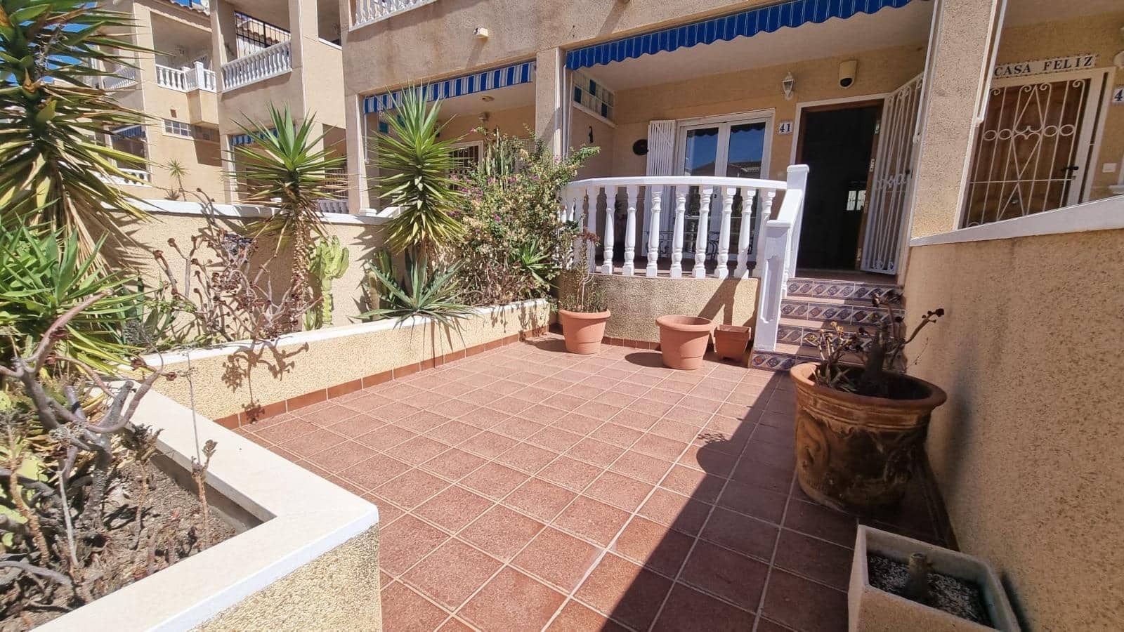 2 makuuhuone Huoneisto myytävänä paikassa Orihuela Costa mukana uima-altaan - 222 000 € (Ref: 10038702)