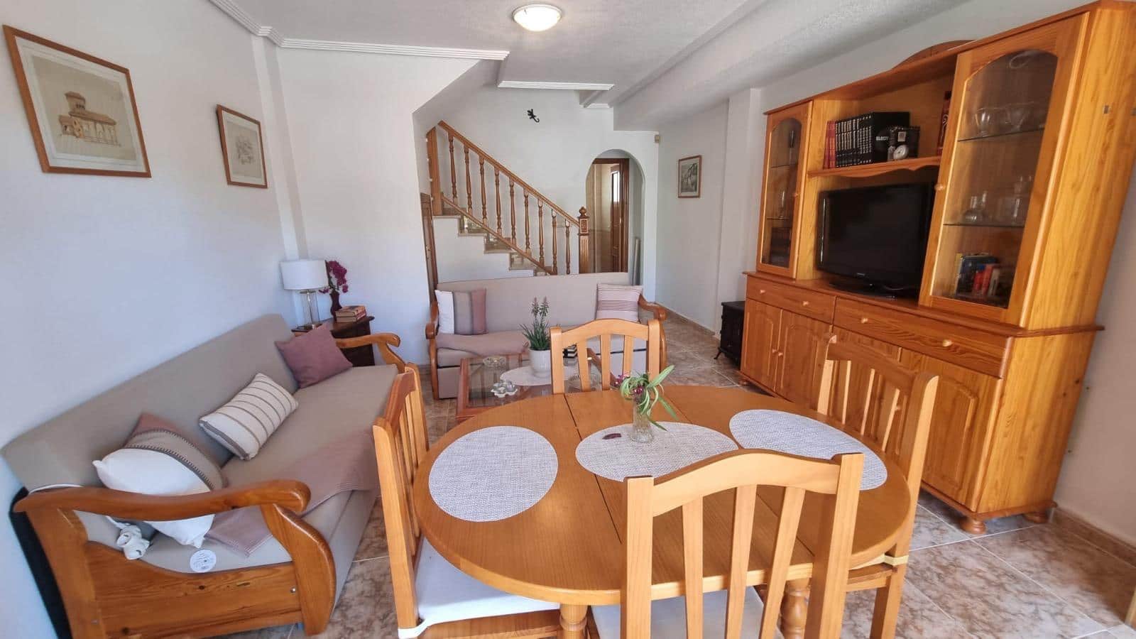 2 makuuhuone Huoneisto myytävänä paikassa Orihuela Costa mukana uima-altaan - 222 000 € (Ref: 10038702)