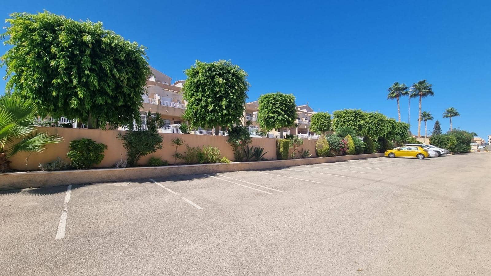 2 makuuhuone Huoneisto myytävänä paikassa Orihuela Costa mukana uima-altaan - 222 000 € (Ref: 10038702)
