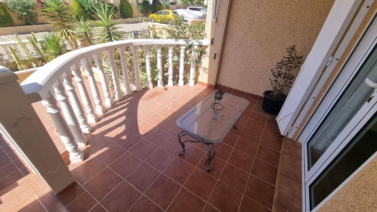 2 makuuhuone Huoneisto myytävänä paikassa Orihuela Costa mukana uima-altaan - 222 000 € (Ref: 10038702)