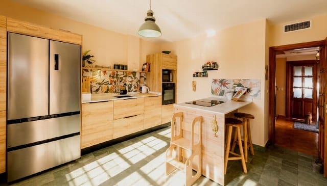 5 chambre Villa/Maison à vendre à Diseminado Dm P de la Torre, Malaga ville - 595 000 € (Ref: 10038705)