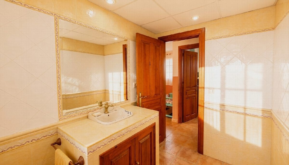 5 bedroom Villa for sale in Puerto de la Torre - € 595,000 (Ref: 10038705)