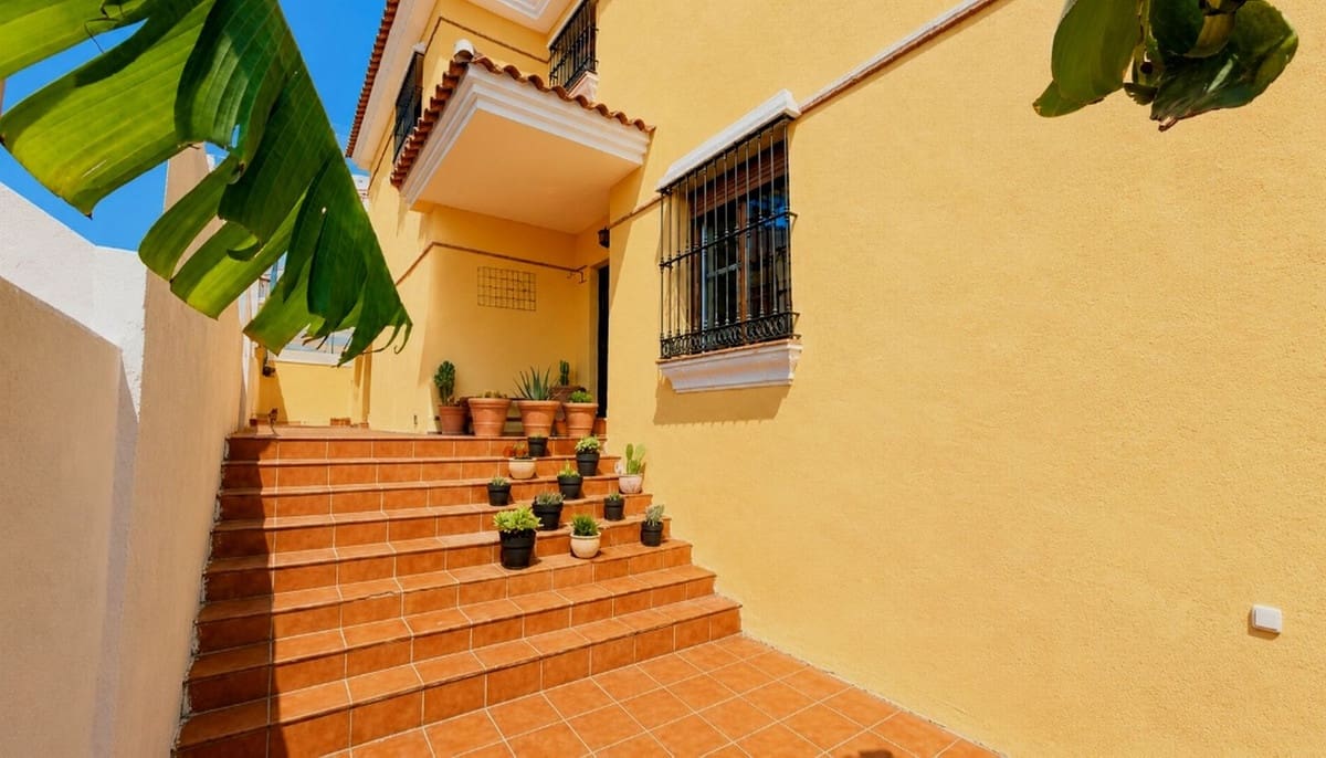 5 soveværelse Villa til salg i Puerto de la Torre - € 595.000 (Ref: 10038706)