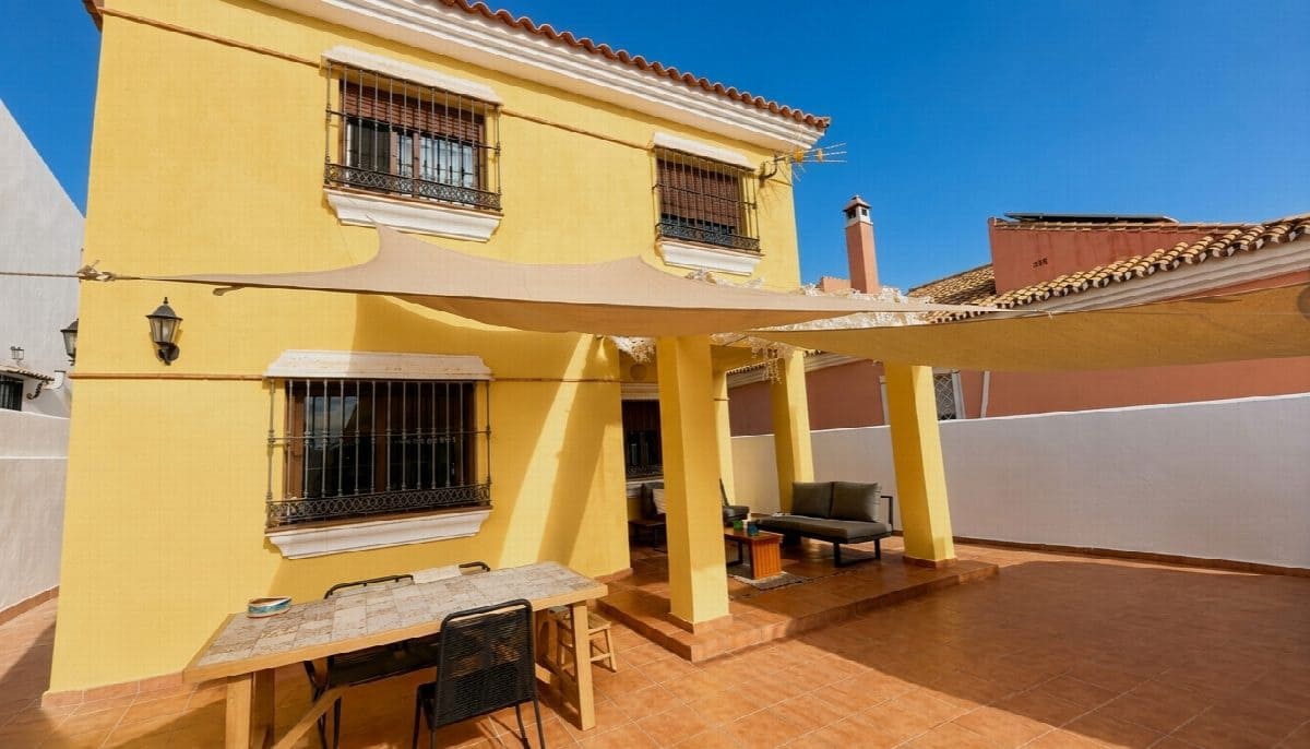 5 bedroom Villa for sale in Puerto de la Torre - € 595,000 (Ref: 10038706)