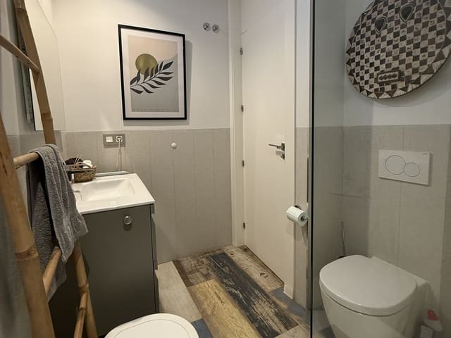 3 slaapkamer Halfvrijstaande villa te koop in Finestrat Pueblo, Finestrat met zwembad - € 585.000 (Ref: 10042065)