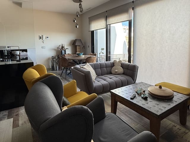3 slaapkamer Halfvrijstaande villa te koop in Finestrat Pueblo, Finestrat met zwembad - € 585.000 (Ref: 10042065)