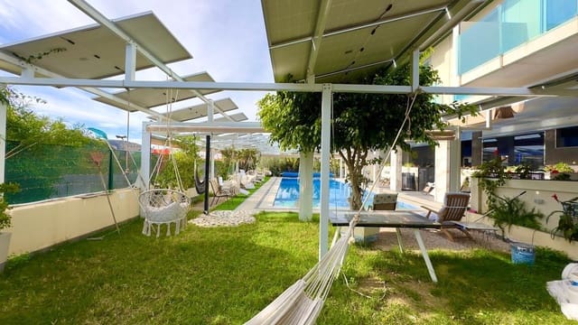 2 soveværelse Lejlighed til salg i Finestrat Pueblo, Finestrat med swimmingpool - € 285.000 (Ref: 10042068)