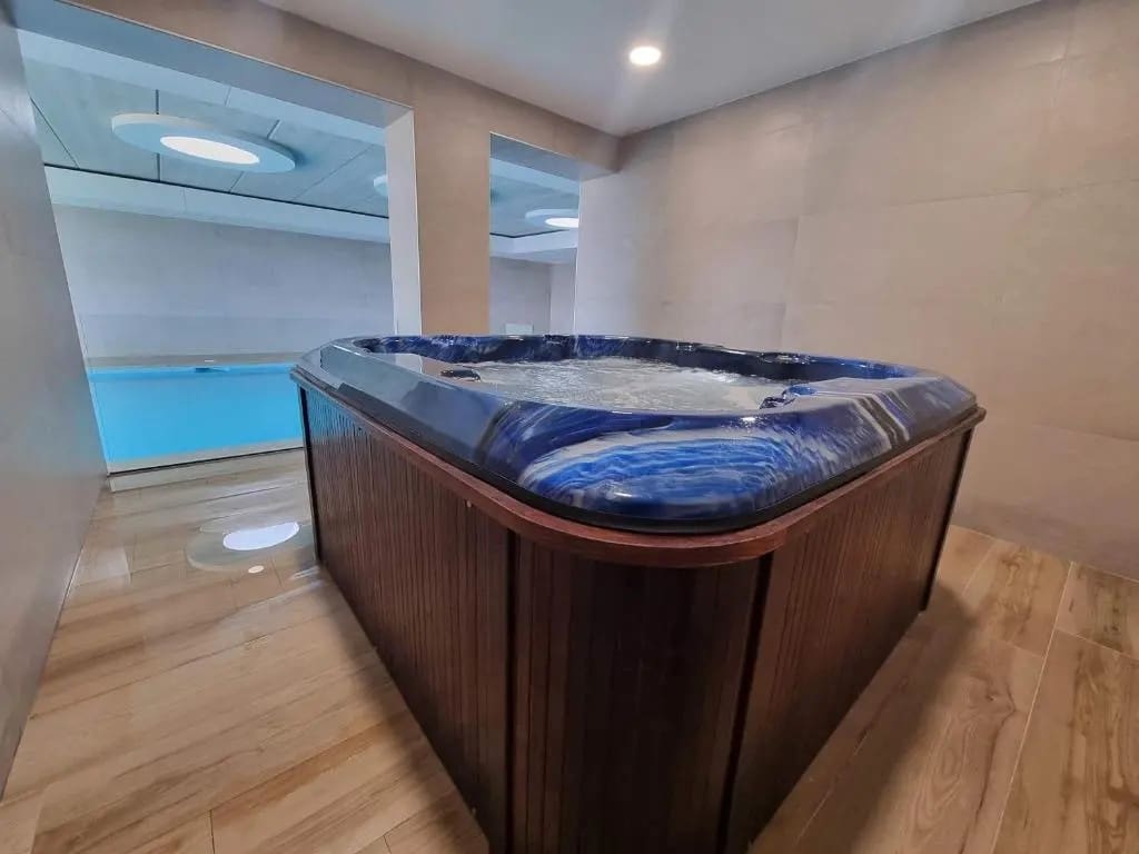 4 bedroom Apartment for sale in Finestrat with pool - € 595,000 (Ref: 10042079)