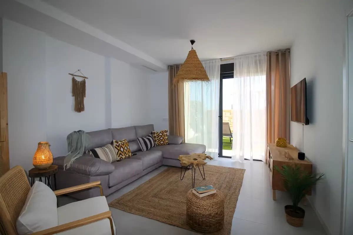 4 bedroom Apartment for sale in Finestrat with pool - € 595,000 (Ref: 10042079)
