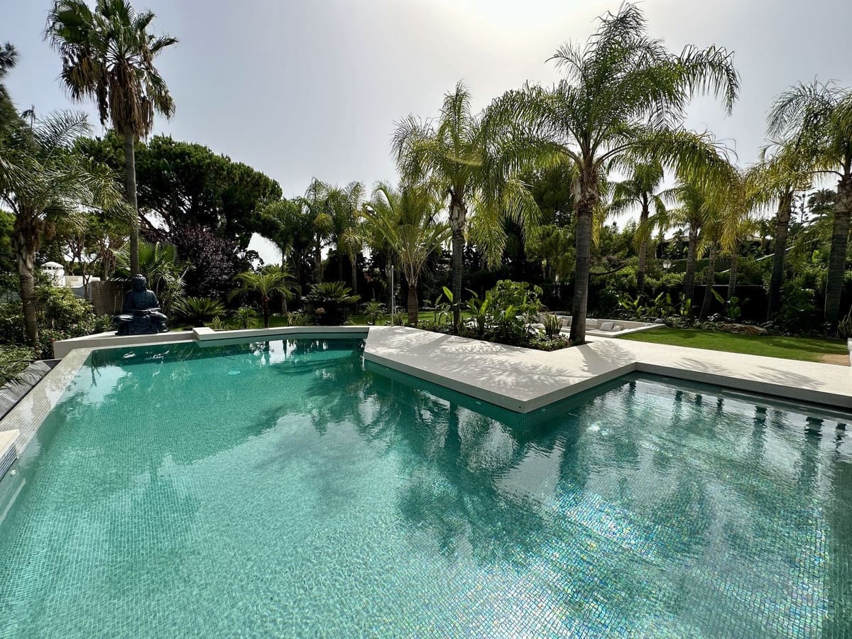 5 quarto Moradia para venda em Marbella com piscina - 5 875 000 € (Ref: 10042092)