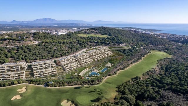 2 Zimmer Apartment zu verkaufen in La Alcaidesa mit Pool - 601.500 € (Ref: 10042106)