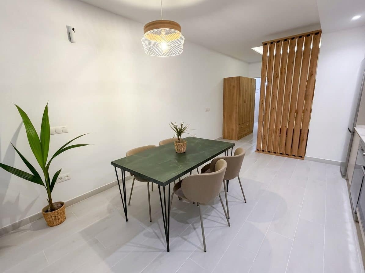 1 bedroom Apartment for sale in Torremolinos - € 300,000 (Ref: 10042136)
