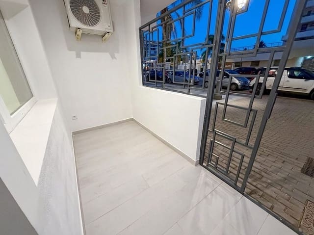 1 bedroom Apartment for sale in Torremolinos - € 300,000 (Ref: 10042136)