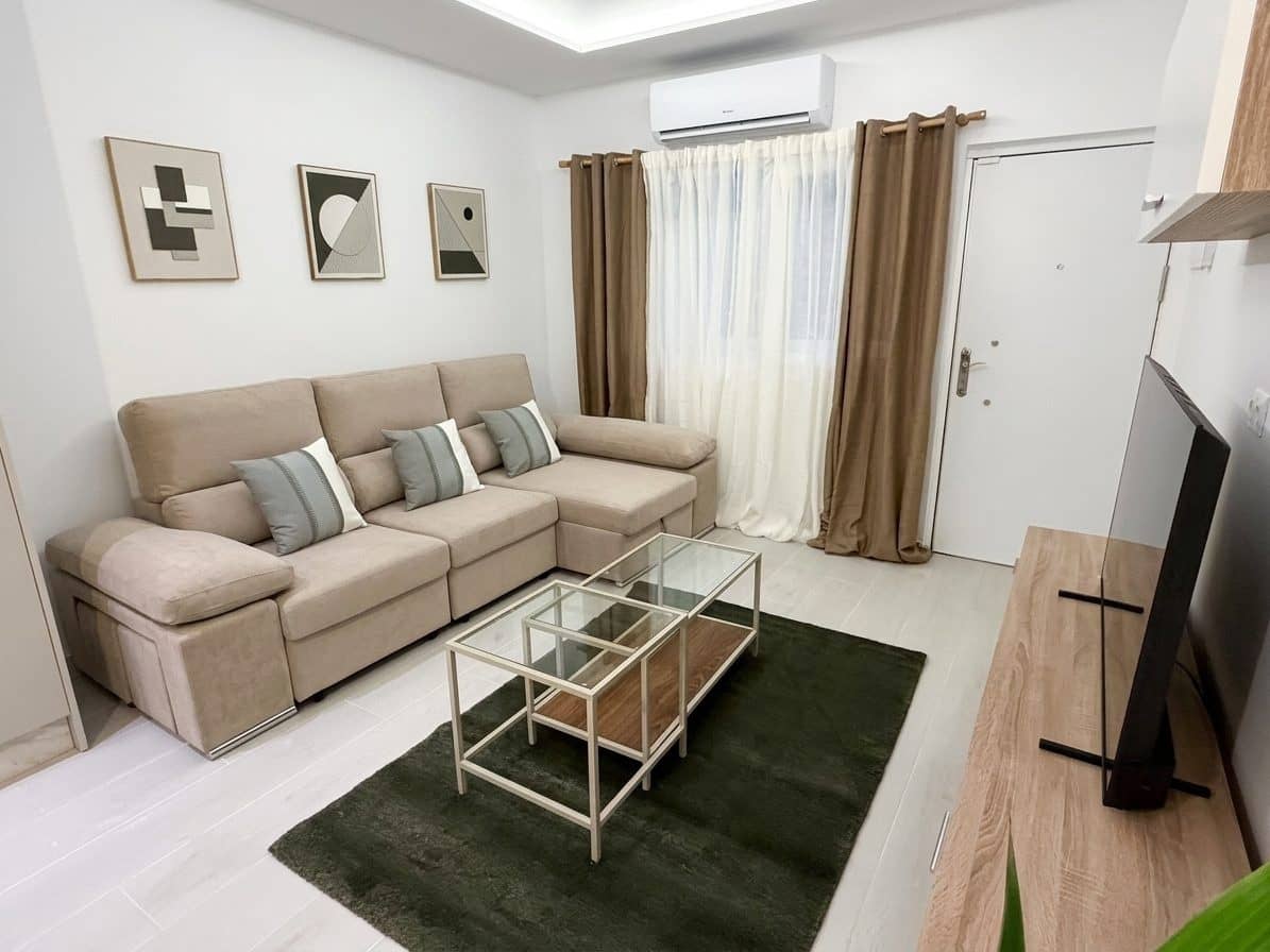 1 bedroom Apartment for sale in Torremolinos - € 300,000 (Ref: 10042136)