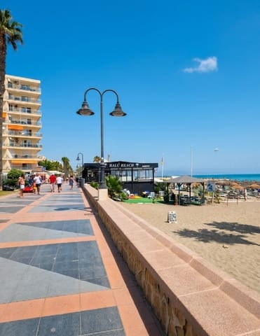 Lägenhet till salu i Torremolinos med pool - 199 999 € (Ref: 10042138)