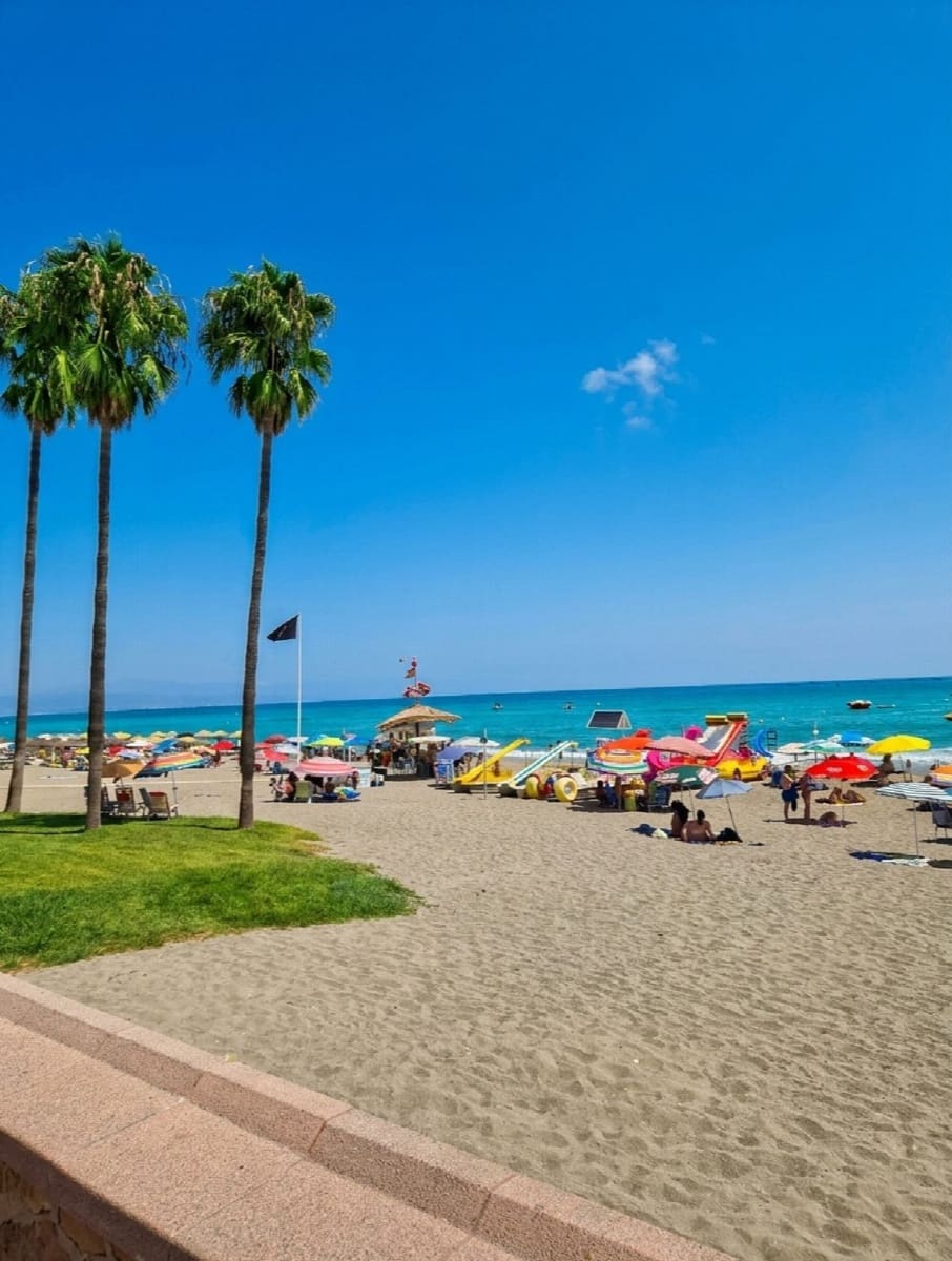 Lägenhet till salu i Torremolinos med pool - 199 999 € (Ref: 10042138)