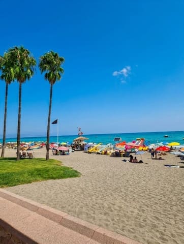 Lägenhet till salu i Torremolinos med pool - 199 999 € (Ref: 10042138)