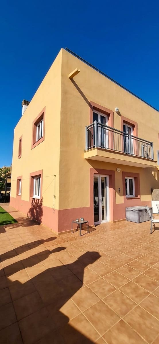 3 soverom Hus til salgs i Corralejo - € 375 000 (Ref: 10042149)