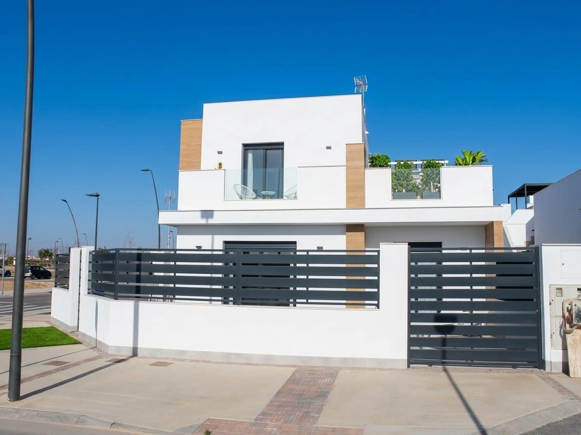 3 chambre Villa/Maison à vendre à Roldan avec piscine - 392 500 € (Ref: 10046373)