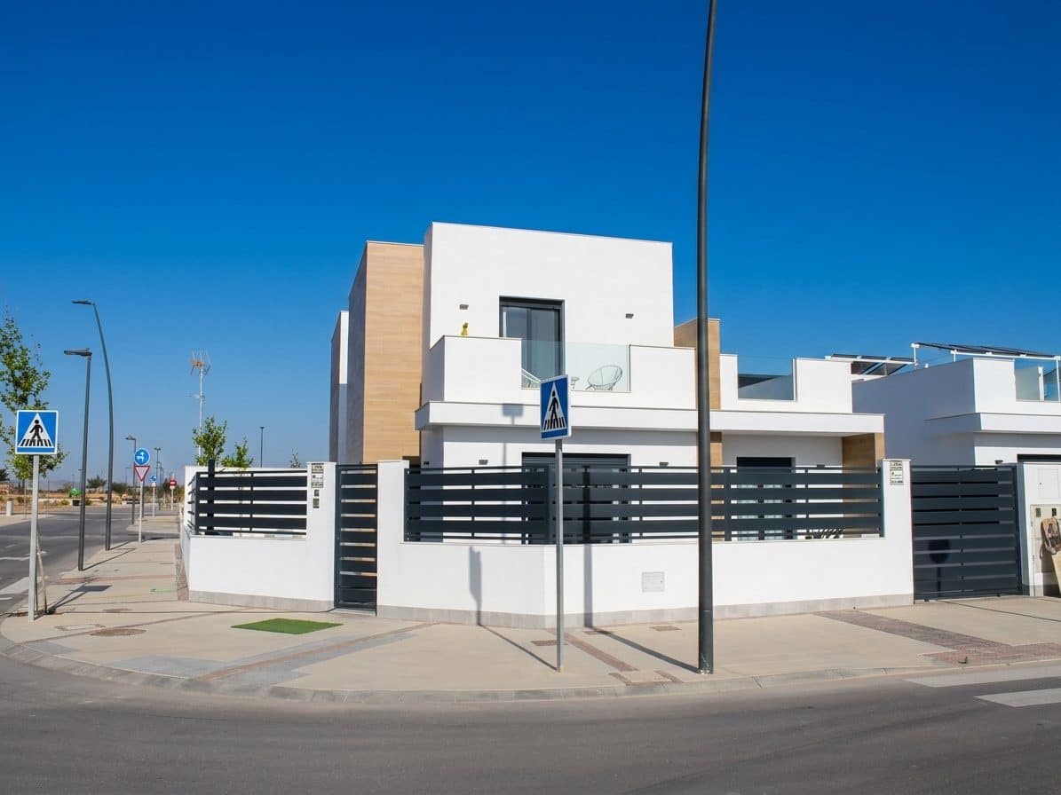 3 chambre Villa/Maison à vendre à Roldan avec piscine - 392 500 € (Ref: 10046373)