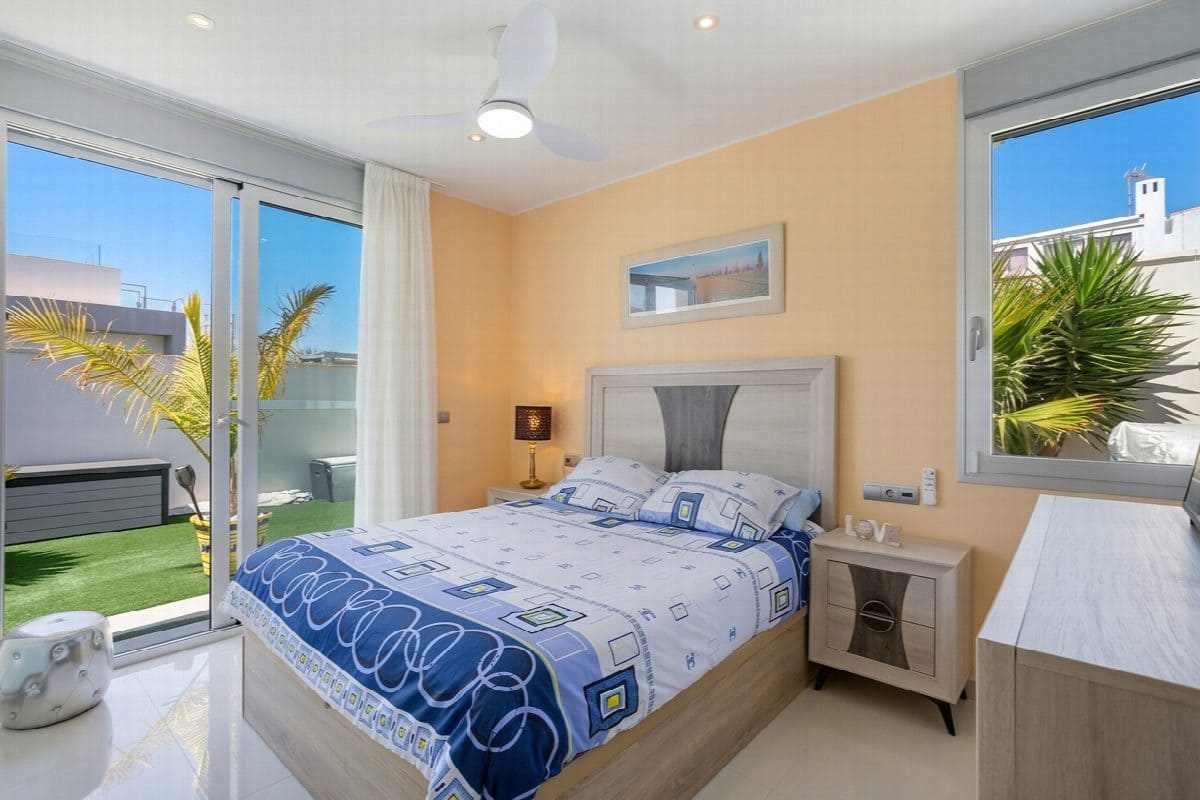 3 camera da letto Villa in vendita in Alicante citta con piscina - 594.000 € (Rif: 10046374)