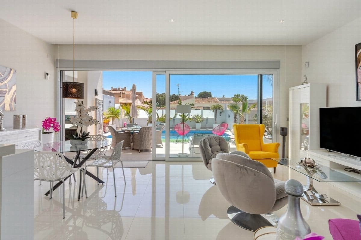 3 camera da letto Villa in vendita in Alicante citta con piscina - 594.000 € (Rif: 10046374)