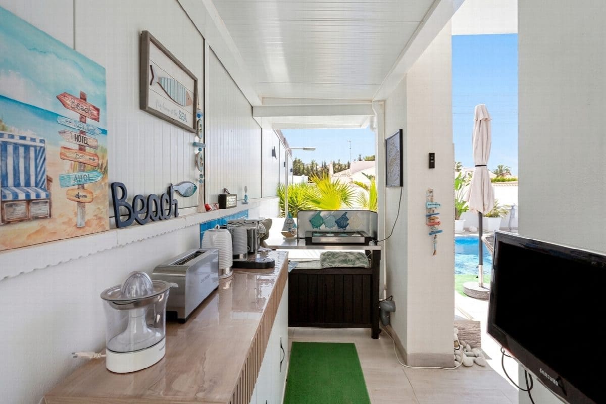 3 camera da letto Villa in vendita in Alicante citta con piscina - 594.000 € (Rif: 10046374)