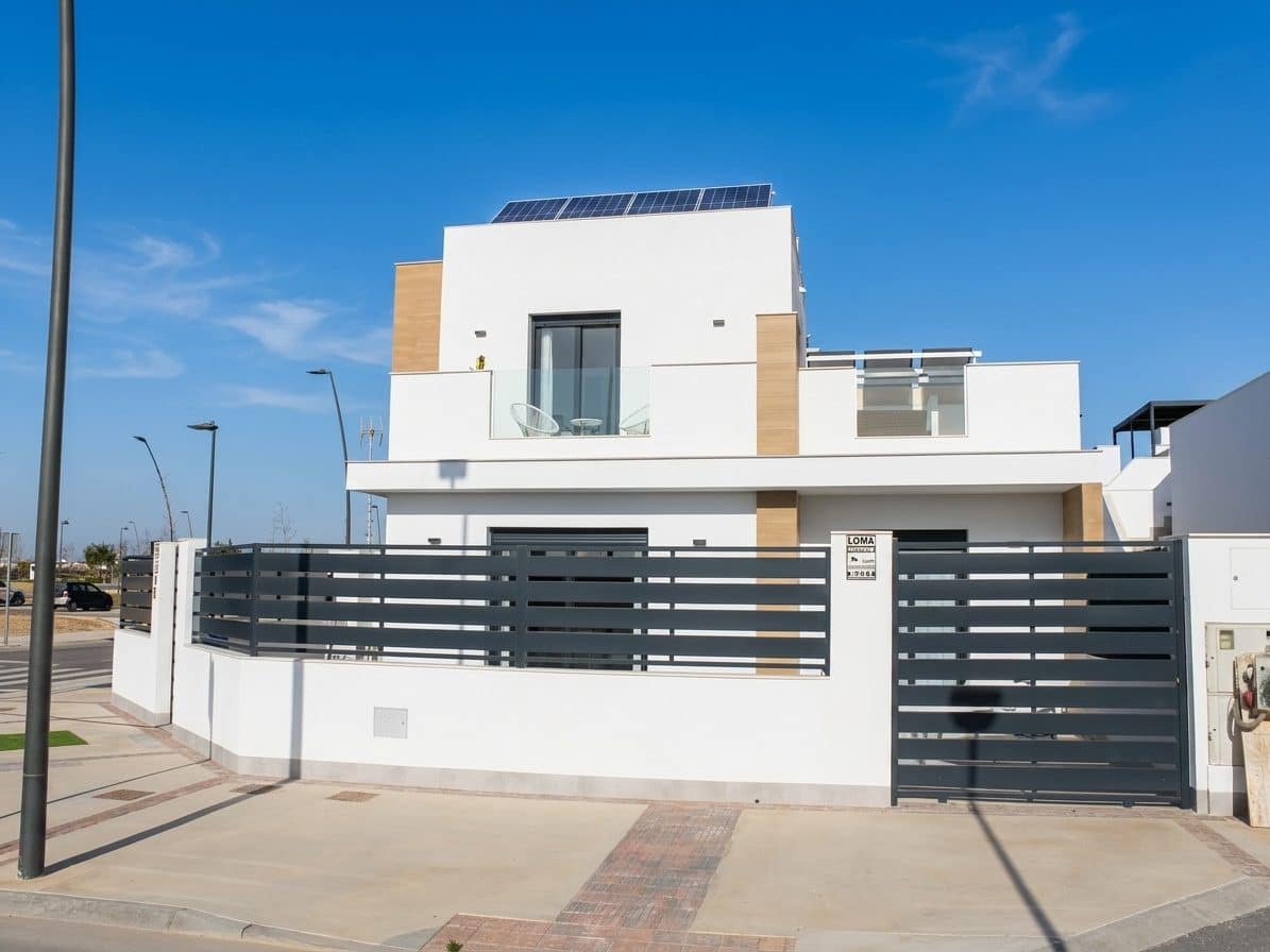 3 bedroom Villa for sale in Hortichuela with pool - € 392,500 (Ref: 10046375)