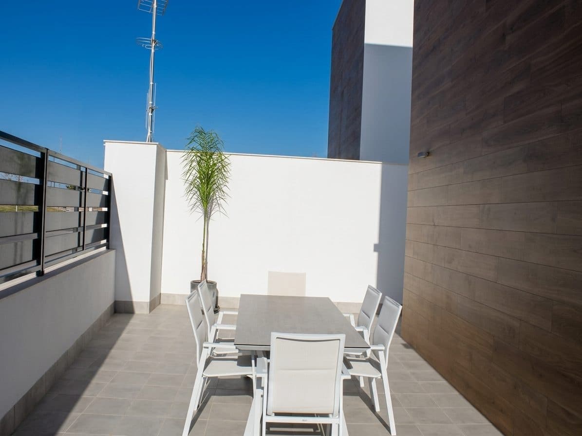3 bedroom Villa for sale in Hortichuela with pool - € 392,500 (Ref: 10046375)