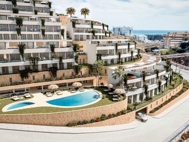 4 chambre Villa/Maison Semi-Mitoyenne à vendre à Zona Puerto Deportivo, Fuengirola - 1 300 000 € (Ref: 10046381)