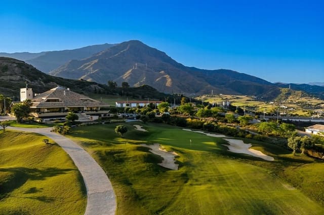 3 chambre Appartement à vendre à Valle Romano Golf, Estepona avec piscine garage - 375 000 € (Ref: 10046432)