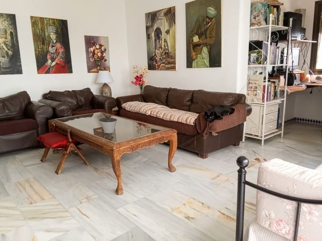 2 Zimmer Apartment zu verkaufen in Centro, Estepona mit Pool - 445.000 € (Ref: 10046433)