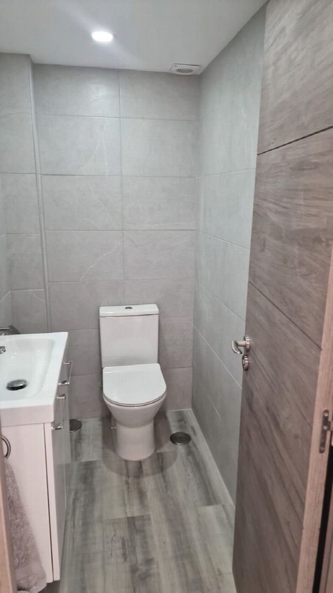 3 sypialnia Willa na sprzedaż w La Duquesa / Puerto de la Duquesa z garażem - 515 000 € (Ref: 10046439)
