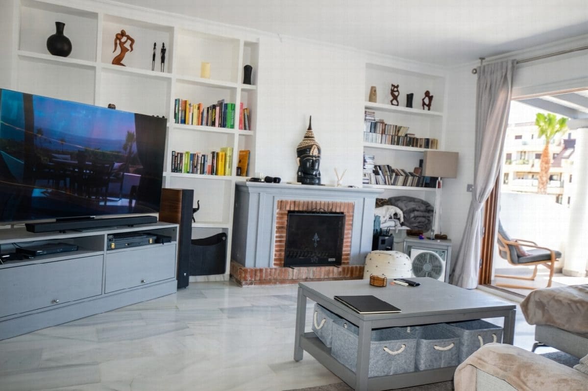 3 sypialnia Willa na sprzedaż w La Duquesa / Puerto de la Duquesa z garażem - 515 000 € (Ref: 10046439)