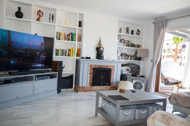 3 Zimmer Villa zu verkaufen in La Duquesa / Puerto de la Duquesa, Manilva mit Garage - 515.000 € (Ref: 10046439)