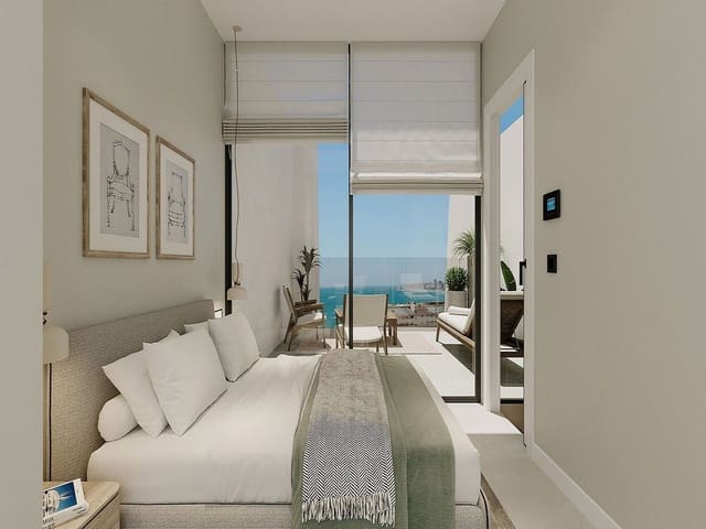 3 makuuhuone Rivitalo myytävänä paikassa Zona Puerto Deportivo, Fuengirola mukana 
autotalli - 645 000 € (Ref: 10046441)