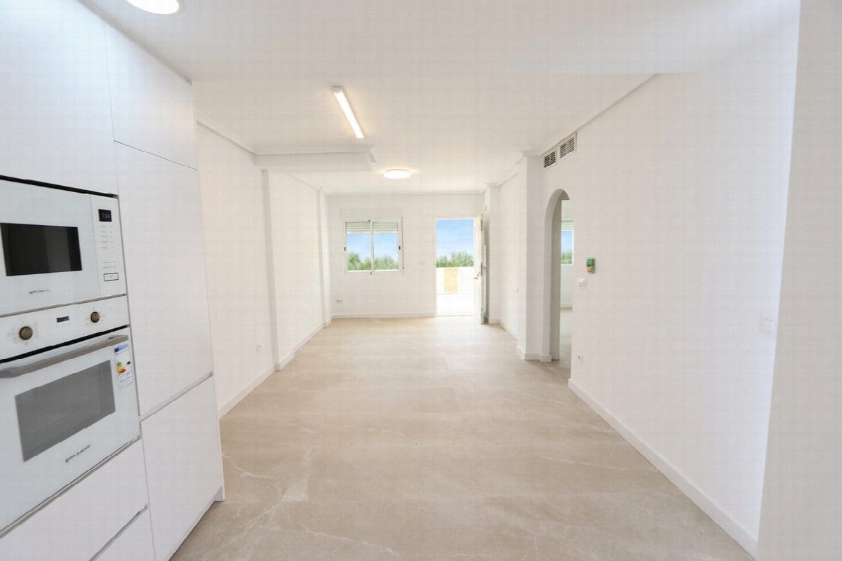 2 quarto Apartamento para venda em Pilar de la Horadada com piscina garagem - 225 000 € (Ref: 10046445)