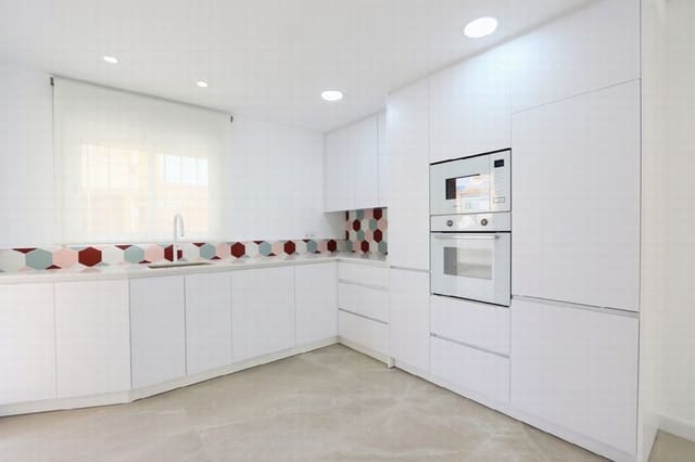 Apartamento de 2 habitaciones en Torre de la Horadada, Pilar de la Horadada en venta con piscina garaje - 225.000 € (Ref: 10046445)