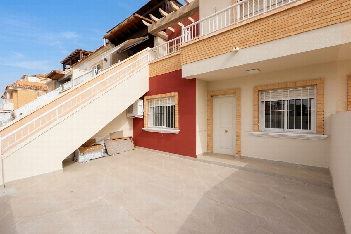2 quarto Apartamento para venda em Pilar de la Horadada com piscina garagem - 225 000 € (Ref: 10046445)