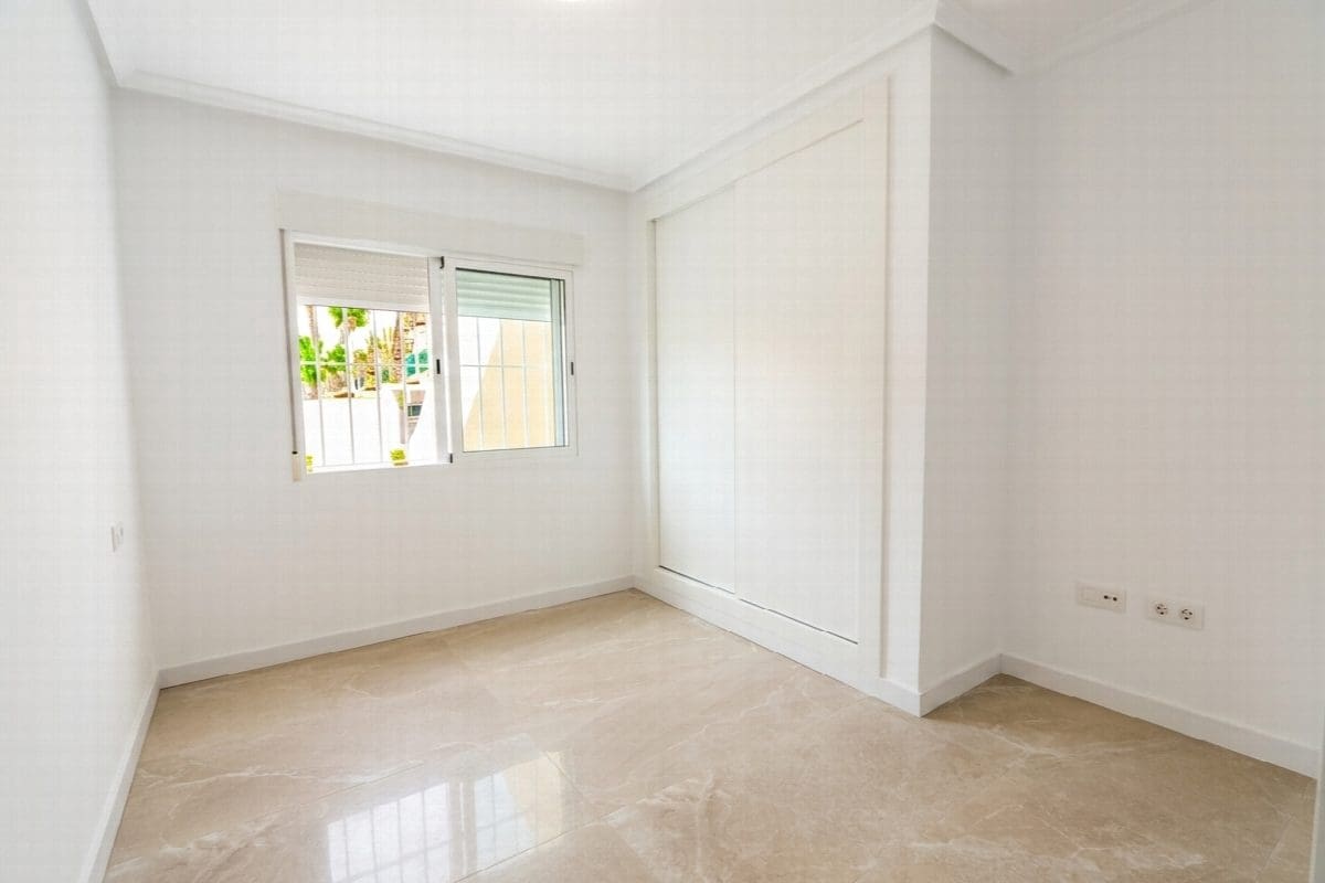 2 quarto Apartamento para venda em Pilar de la Horadada com piscina garagem - 225 000 € (Ref: 10046445)