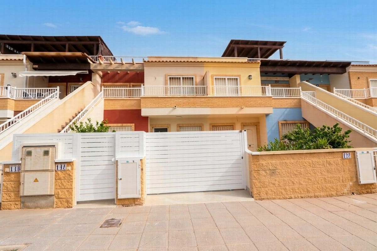 2 quarto Apartamento para venda em Pilar de la Horadada com piscina garagem - 225 000 € (Ref: 10046445)