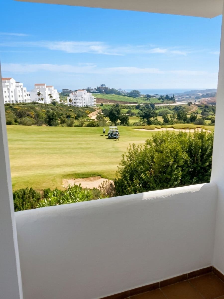 4 slaapkamer Appartement te koop in Estepona - € 449.000 (Ref: 10046448)