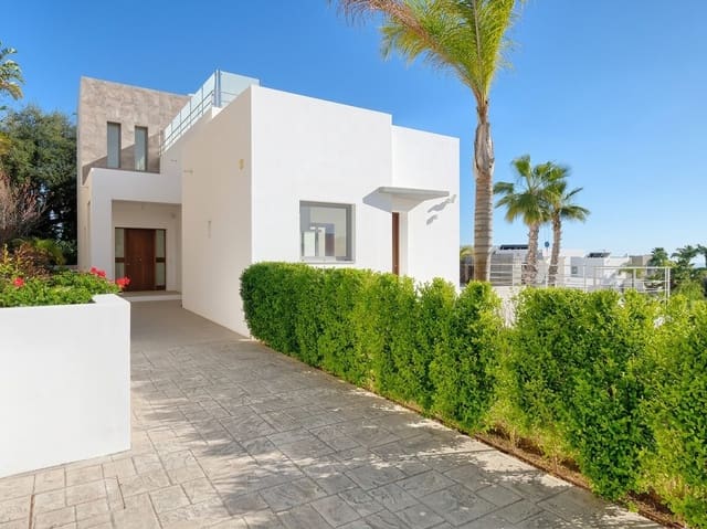 4 sovrum Villa till salu i Benahavís pueblo, Benahavís med pool - 2 300 000 € (Ref: 10046453)