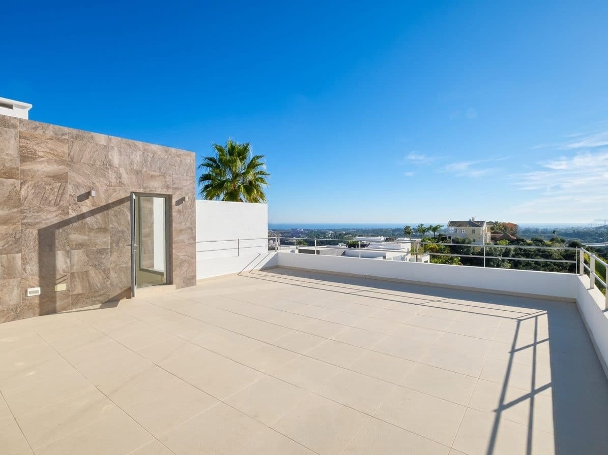 4 sovrum Villa till salu i Benahavis med pool - 2 300 000 € (Ref: 10046453)