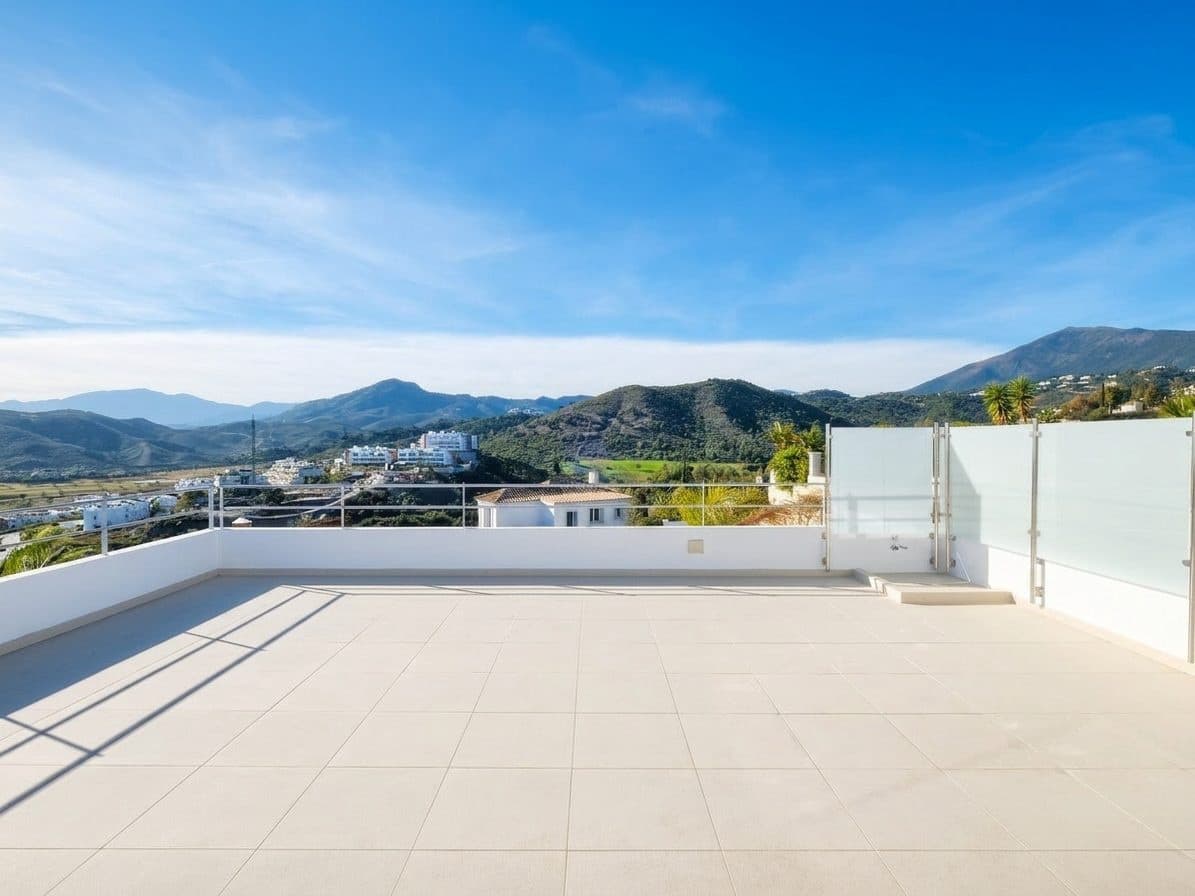 4 sovrum Villa till salu i Benahavis med pool - 2 300 000 € (Ref: 10046453)