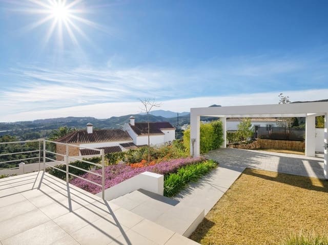 4 sovrum Villa till salu i Benahavís pueblo, Benahavís med pool - 2 300 000 € (Ref: 10046453)