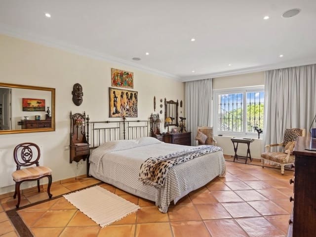 4 Zimmer Villa zu verkaufen in Montemayor - Marbella Club, Benahavís mit Pool Garage - 3.250.000 € (Ref: 10046454)
