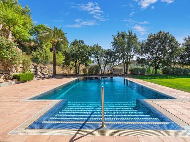 4 Zimmer Villa zu verkaufen in Montemayor - Marbella Club, Benahavís mit Pool Garage - 3.250.000 € (Ref: 10046454)