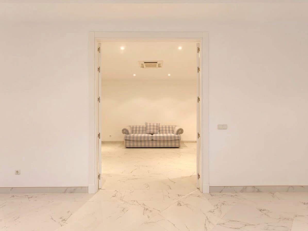 8 quarto Moradia para venda em Benahavis com piscina - 3 995 000 € (Ref: 10046455)