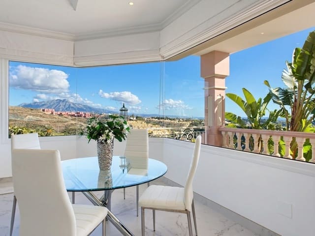 8 quarto Moradia para venda em Los Flamingos, Benahavís com piscina garagem - 3 995 000 € (Ref: 10046455)